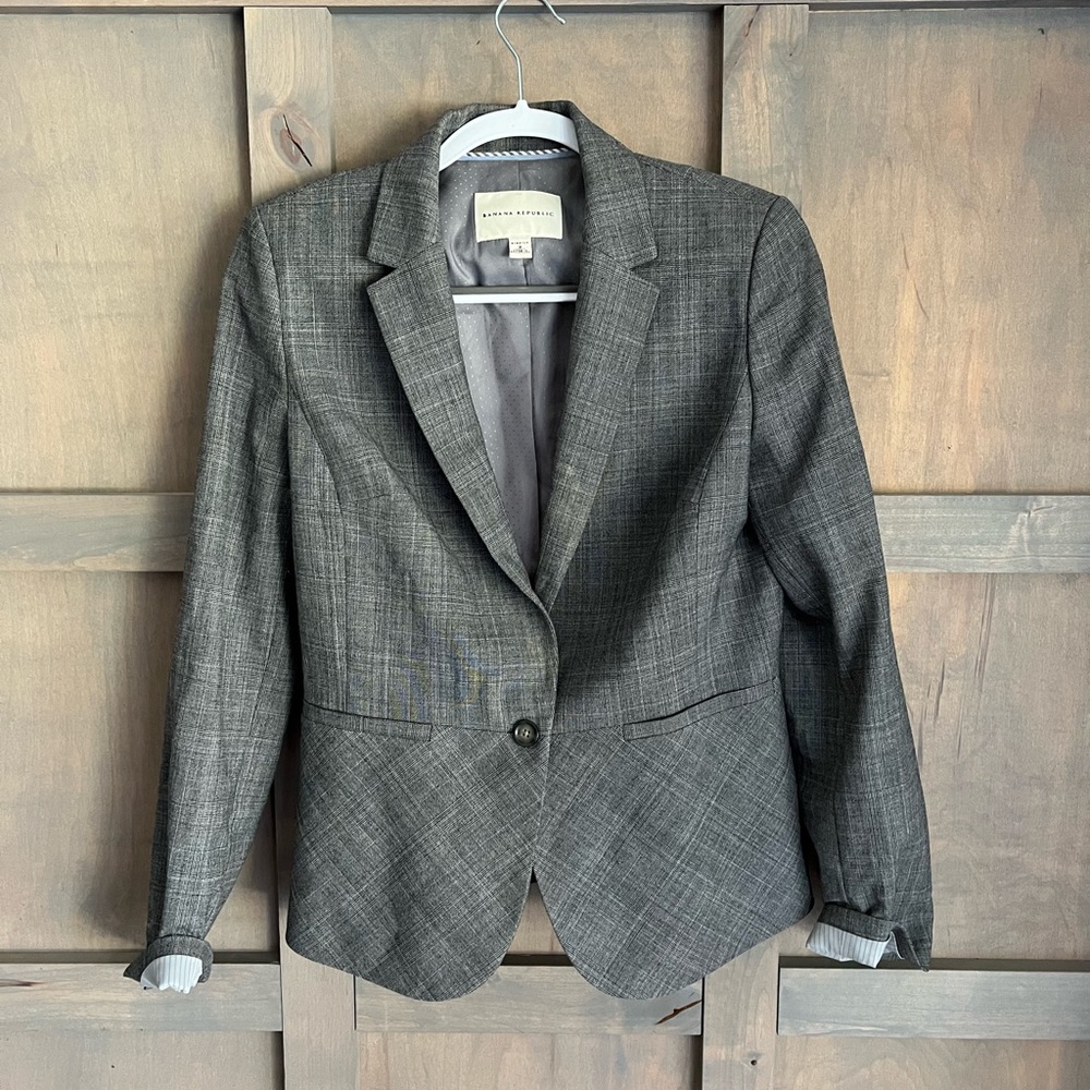 Banana Republic size 8 blazer